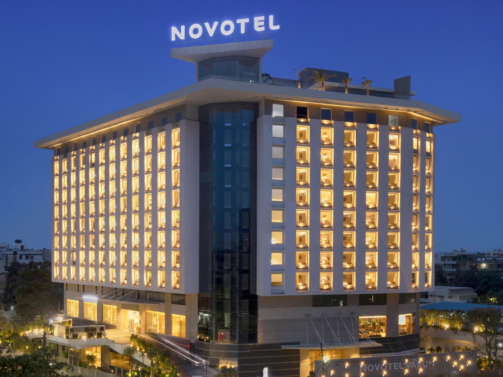 Novotel Vijayawada Varun Bags ‘Best 5-Star Deluxe Hotel’ Award