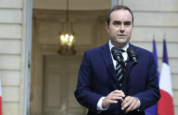 French Political Crisis & Resignation of Sébastien Lecornu Government