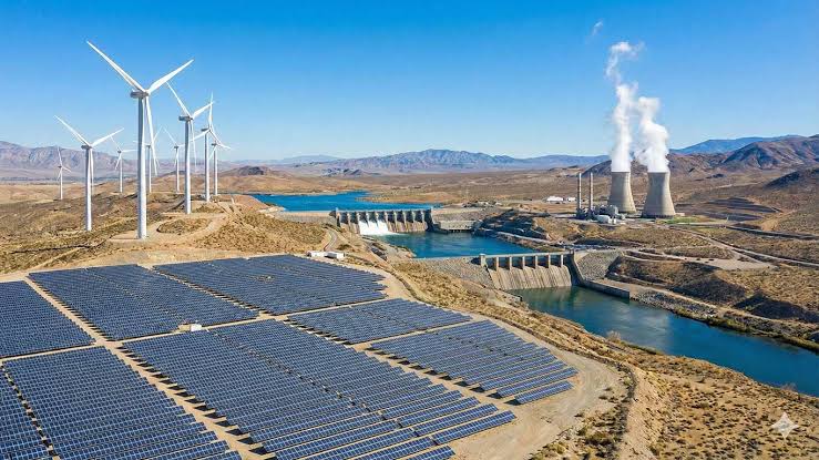 India Crosses 300 GW of Non-Fossil Fuel-Based Installed Capacity