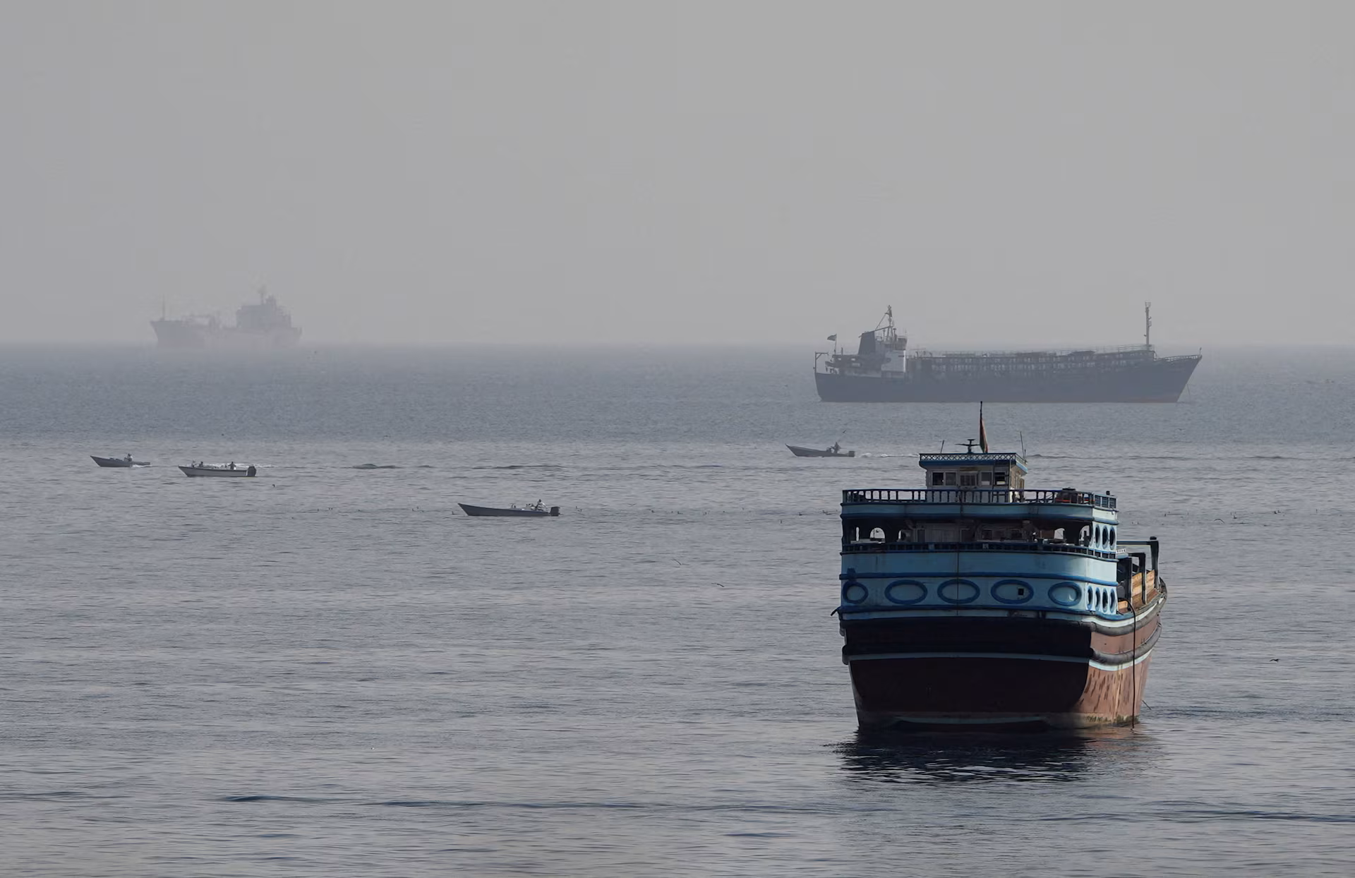 Iran and Oman Agree on Shipping Route Map for Strait of Hormuz